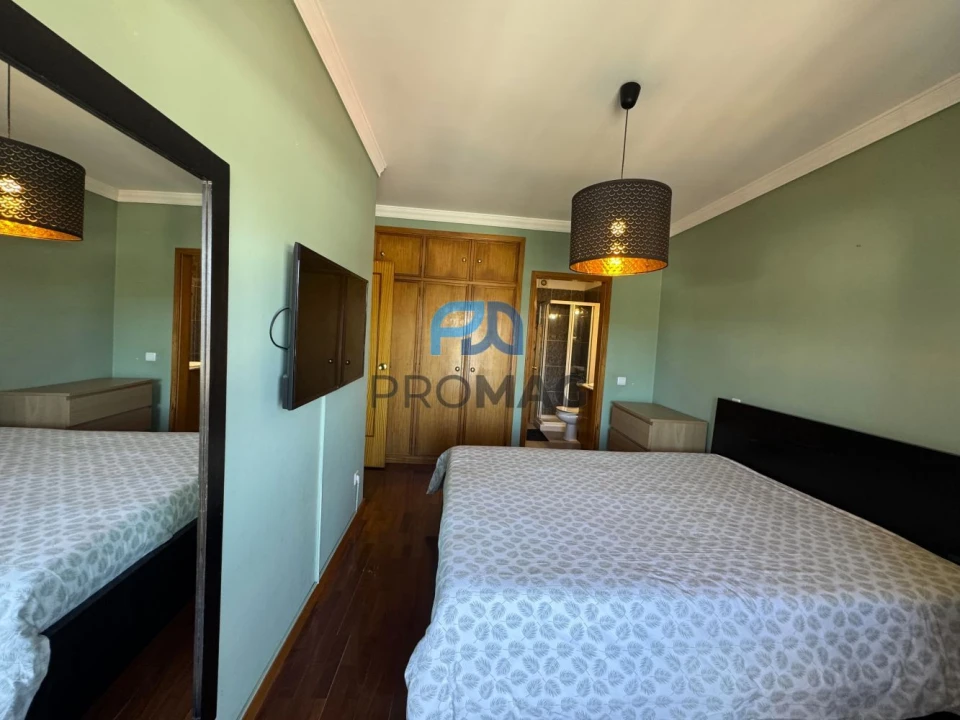 Apartamento T3 para Venda em Milheiros Foto 29