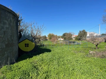 Terreno Misto para Venda em Paderne