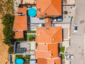 Moradia T4 para Venda em Olho Marinho
