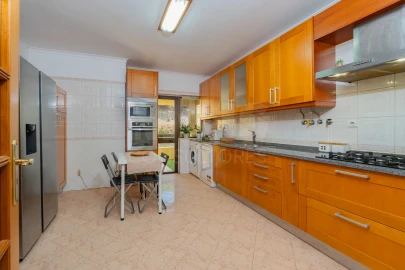 Apartamento T2 para Venda em Mina de Água