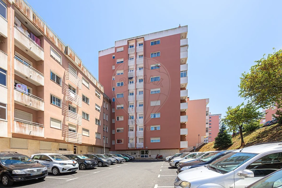 Apartamento T1 para Venda em Cacém e São Marcos Foto 8