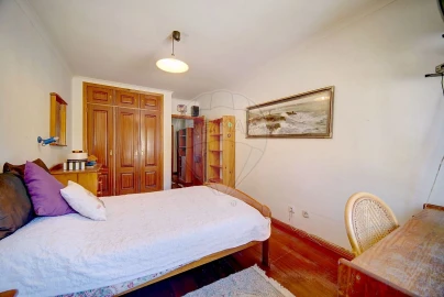 Apartamento T3 para Venda em Massamá e Monte Abraão