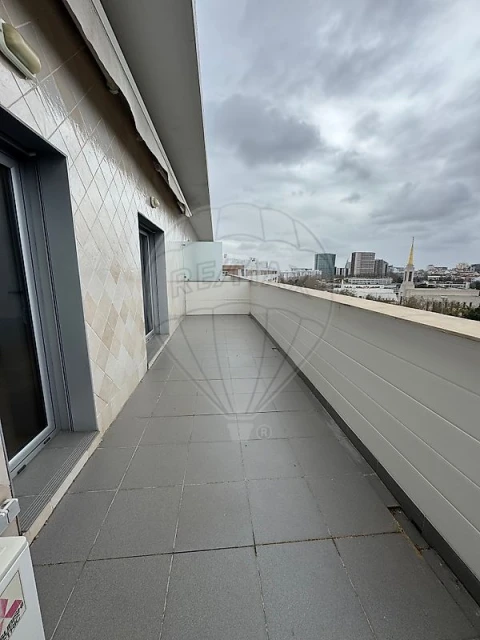 Apartamento T2 para Venda em Parque das Nações