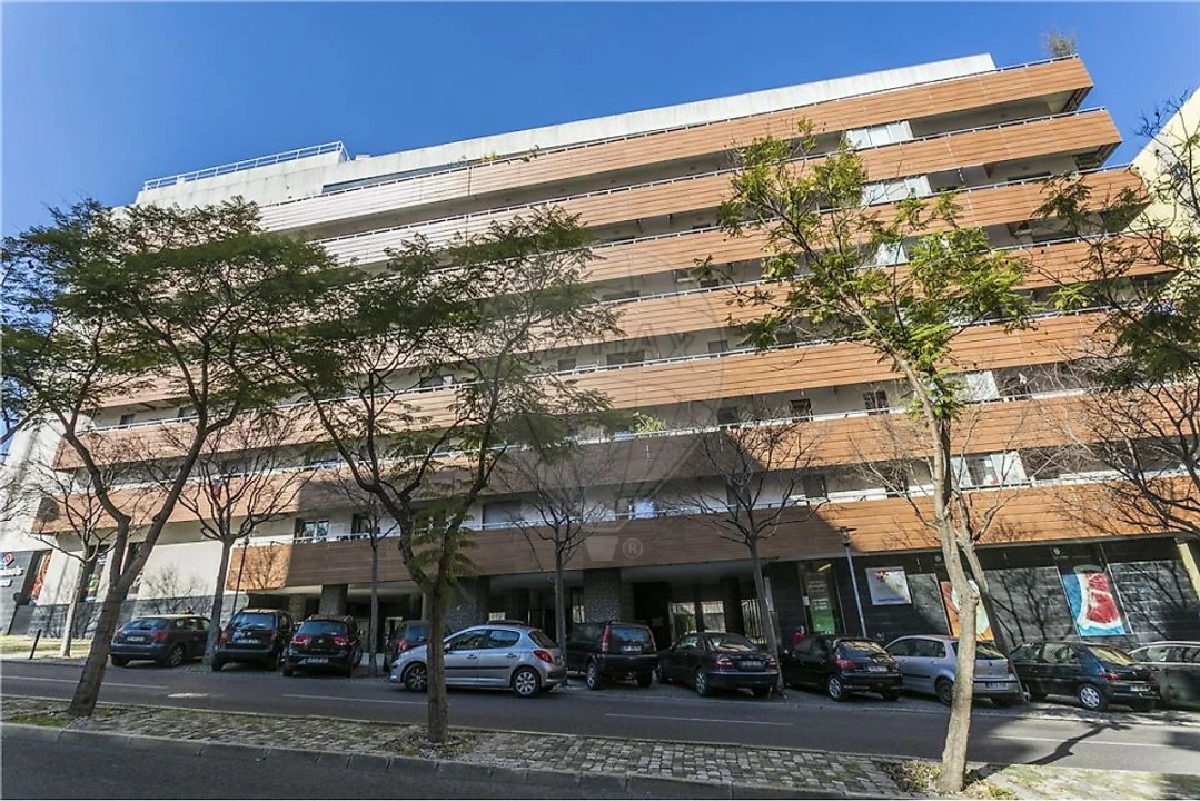 Apartamento T2 para Venda em Parque das Nações Foto 9