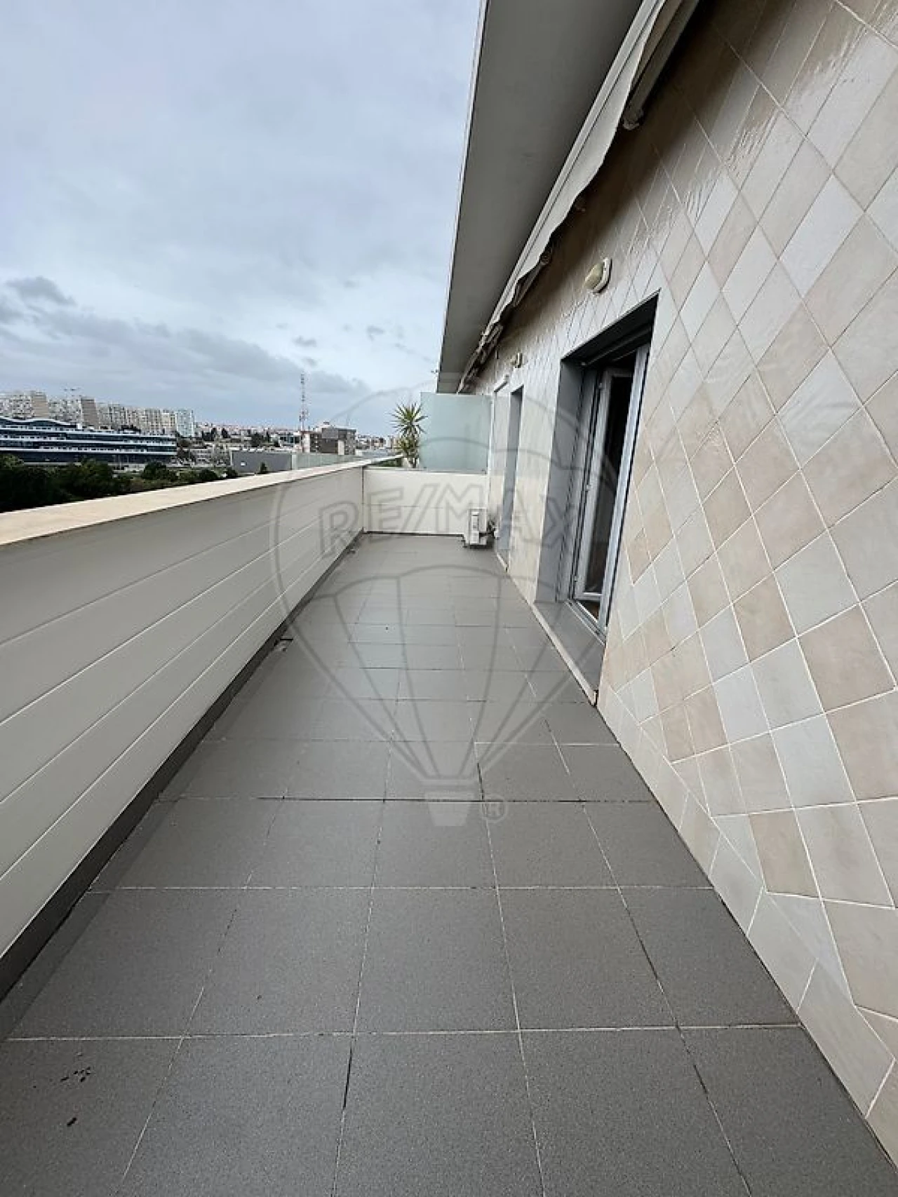 Apartamento T2 para Venda em Parque das Nações Foto 2