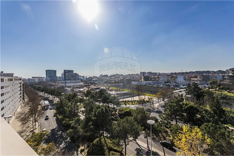 Apartamento T2 para Venda em Parque das Nações Foto 17