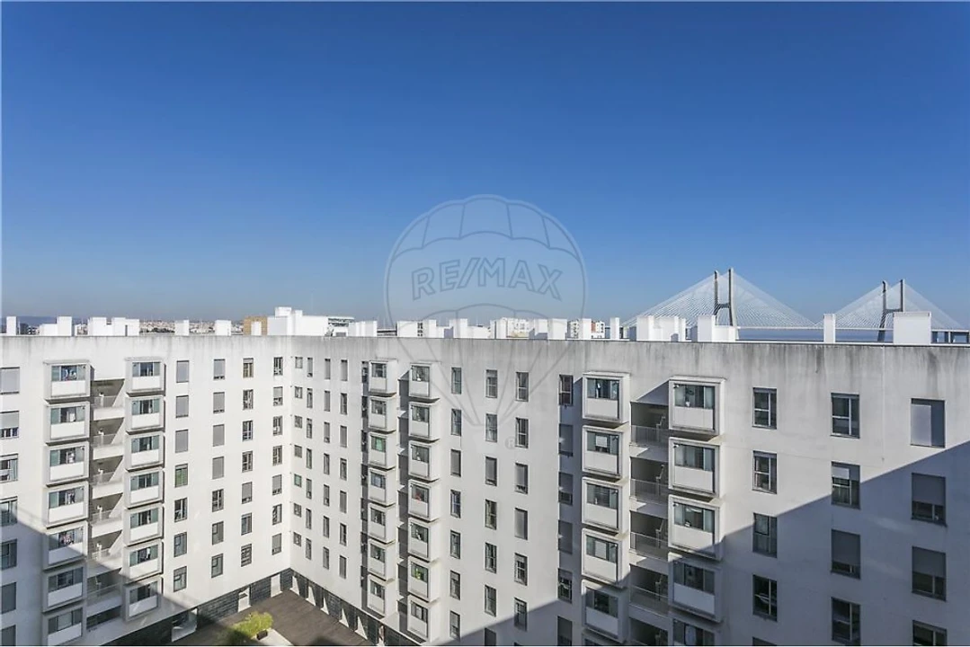 Apartamento T2 para Venda em Parque das Nações Foto 27