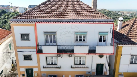 Apartamento T2 para Venda em Marvila, Ribeira Santarém, São Salvador, São Nicolau