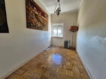 Apartamento T2 para Venda em Marvila, Ribeira Santarém, São Salvador, São Nicolau