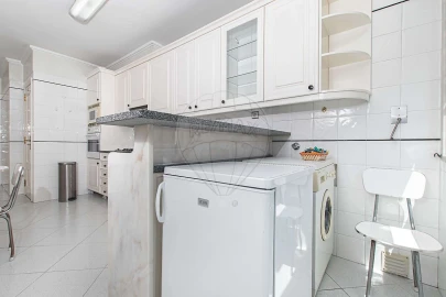 Apartamento T1 para Arrendamento em Arroios