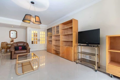 Apartamento T1 para Arrendamento em Arroios