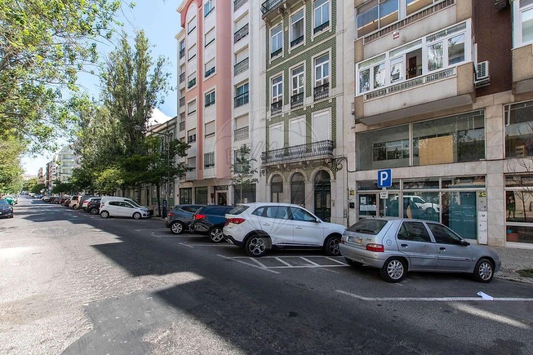 Apartamento T1 para Arrendamento em Arroios Foto 4