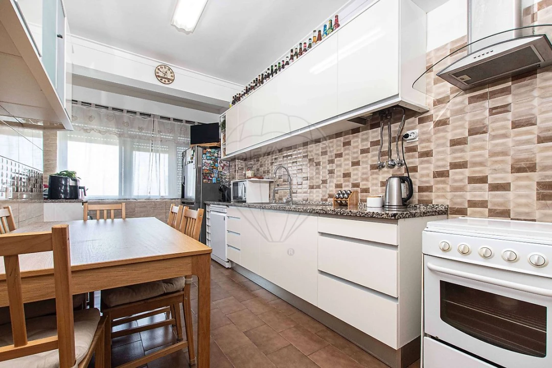 Apartamento T4 para Venda em Vila Franca de Xira Foto 19