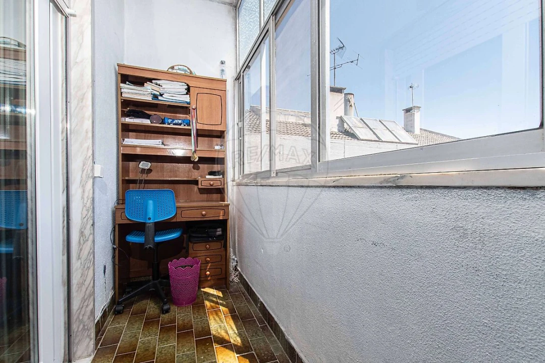 Apartamento T4 para Venda em Vila Franca de Xira Foto 17