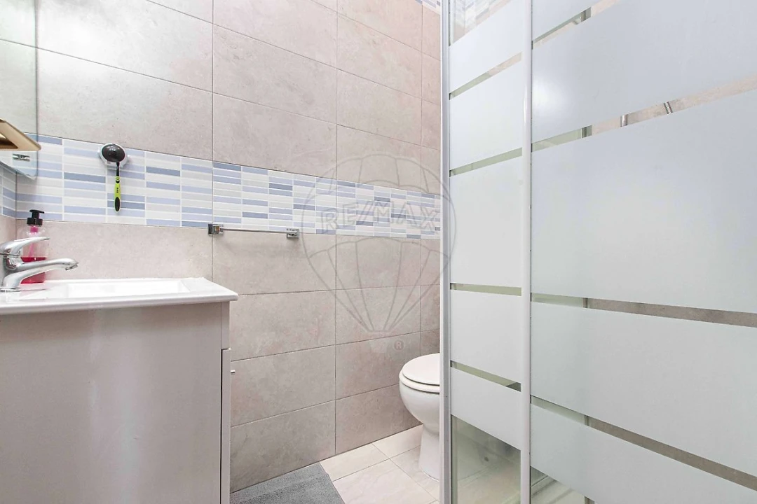 Apartamento T4 para Venda em Vila Franca de Xira Foto 14