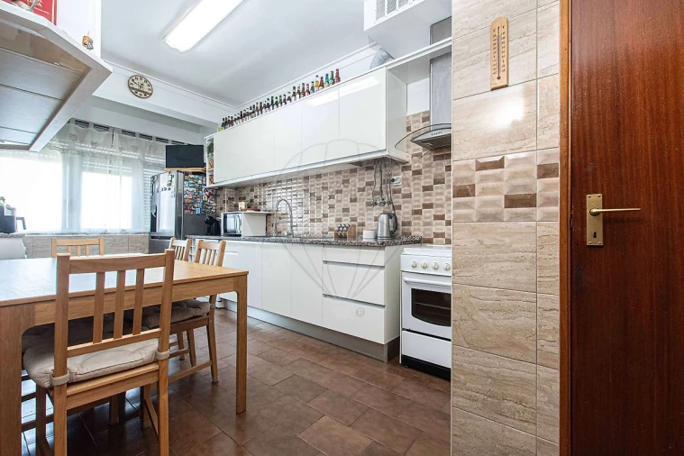 Apartamento T4 para Venda em Vila Franca de Xira Foto 18