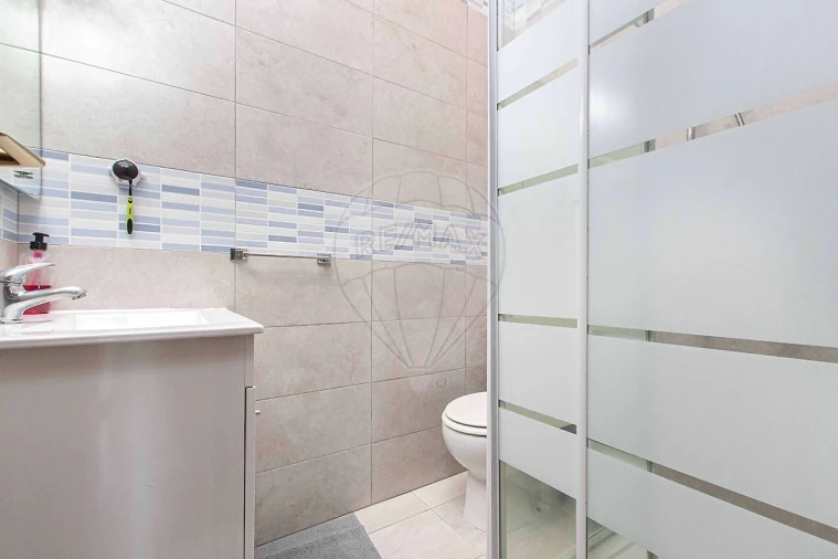 Apartamento T4 para Venda em Vila Franca de Xira Foto 14