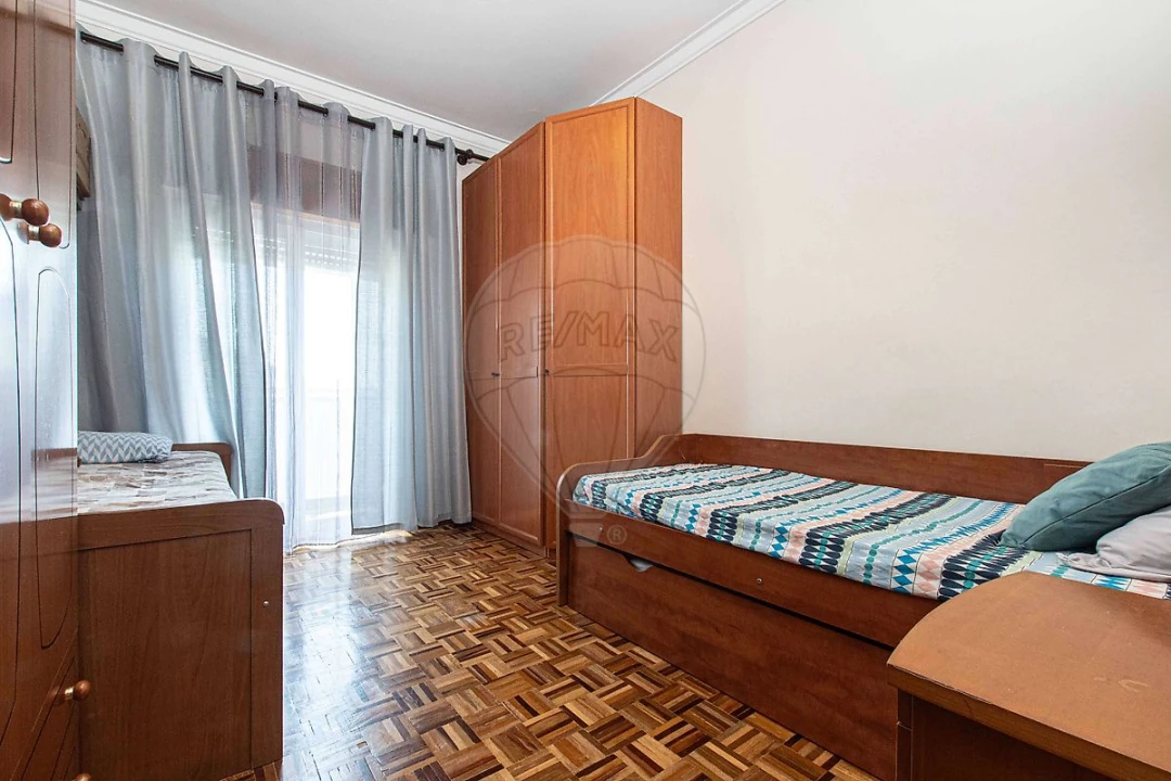 Apartamento T4 para Venda em Vila Franca de Xira Foto 15