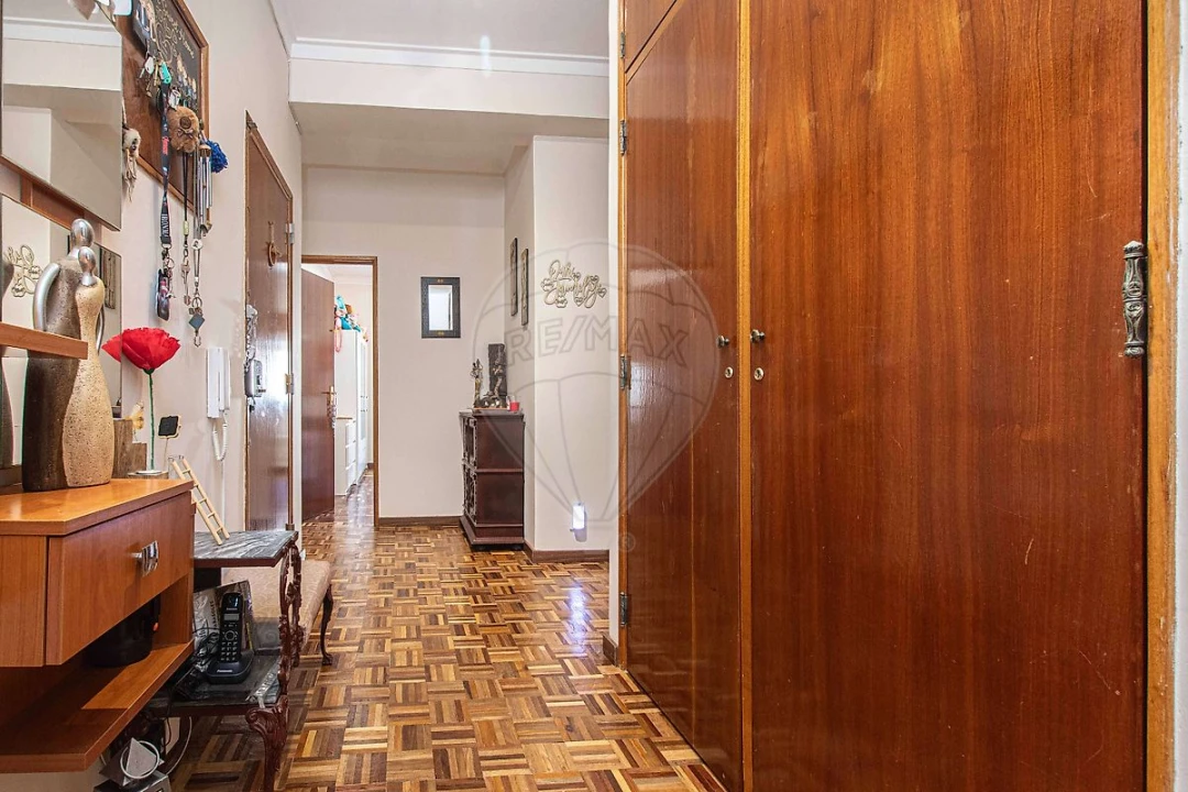 Apartamento T4 para Venda em Vila Franca de Xira Foto 10