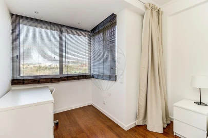 Apartamento T2 para Arrendamento em Benfica