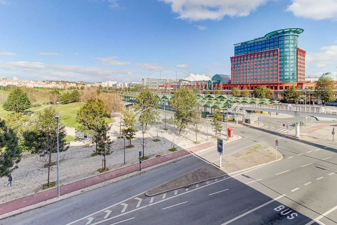 Apartamento T2 para Arrendamento em Benfica Foto 12
