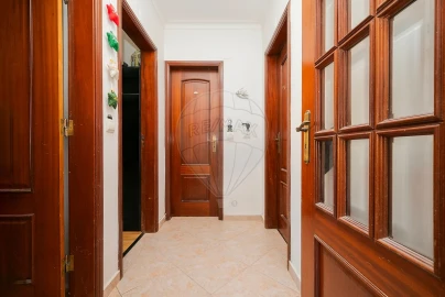 Apartamento T3 para Venda em Baixa da Banheira e Vale da Amoreira