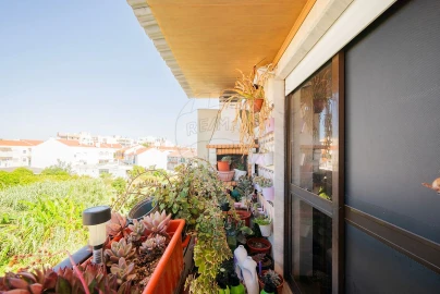 Apartamento T3 para Venda em Baixa da Banheira e Vale da Amoreira