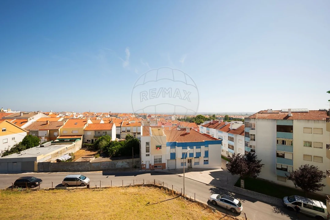 Apartamento T3 para Venda em Baixa da Banheira e Vale da Amoreira Foto 23