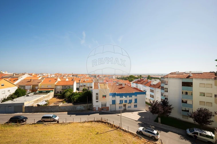 Apartamento T3 para Venda em Baixa da Banheira e Vale da Amoreira Foto 23