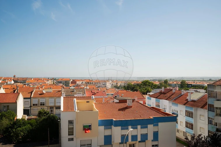Apartamento T3 para Venda em Baixa da Banheira e Vale da Amoreira Foto 24