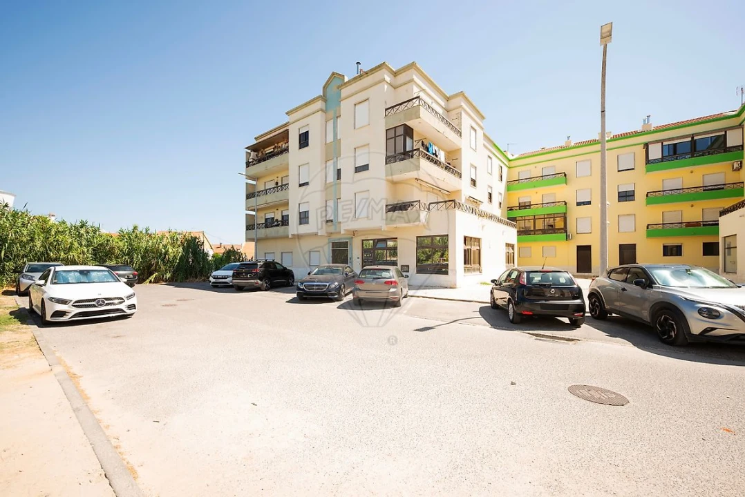 Apartamento T3 para Venda em Baixa da Banheira e Vale da Amoreira Foto 31