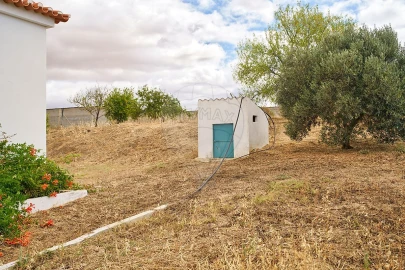 Moradia T2 para Venda em Castro Verde e Casével