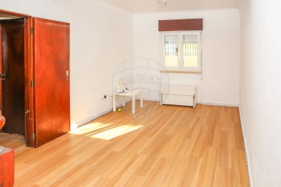 Moradia T3 para Venda em Aldeia Galega da Merceana e Aldeia Gavinha