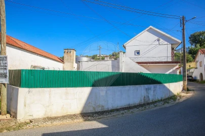 Moradia T3 para Venda em Aldeia Galega da Merceana e Aldeia Gavinha