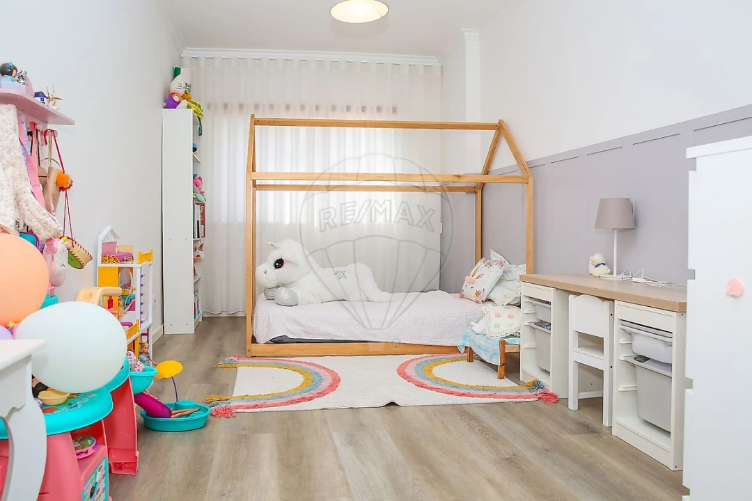 Apartamento T3 para Venda em Carregado e Cadafais Foto 29