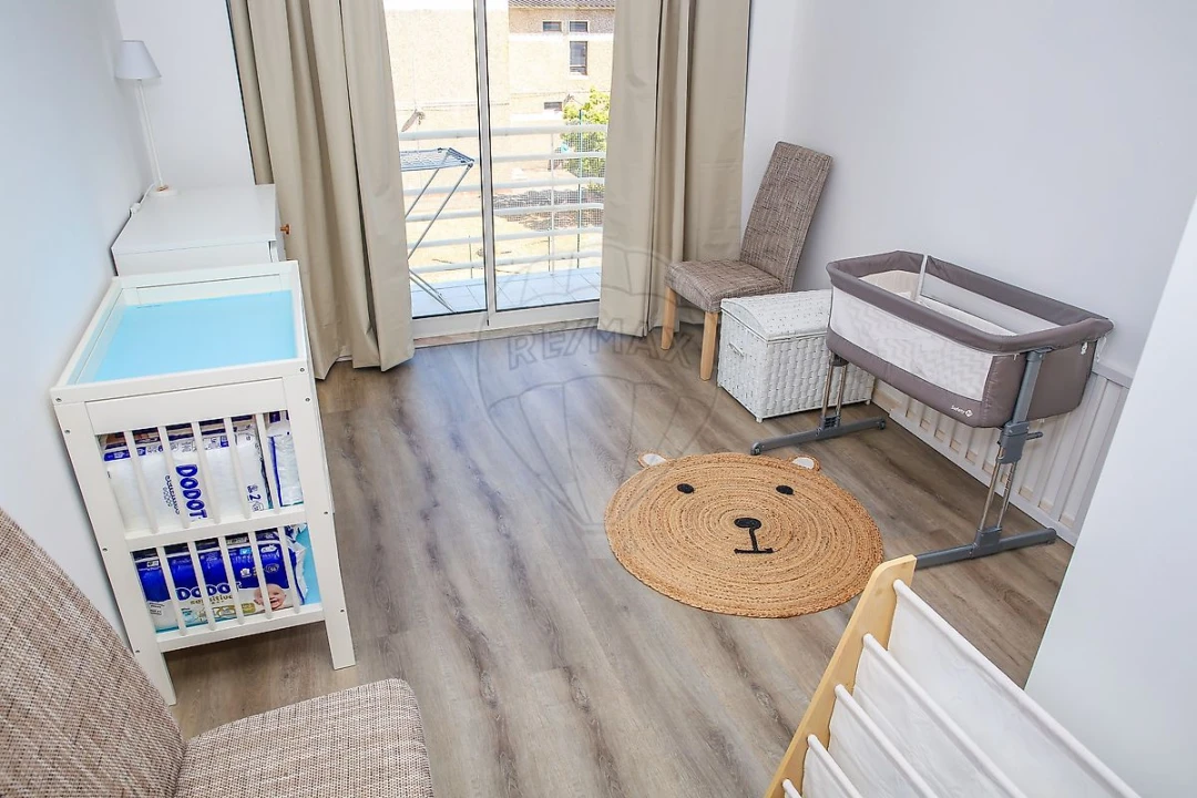 Apartamento T3 para Venda em Carregado e Cadafais Foto 24
