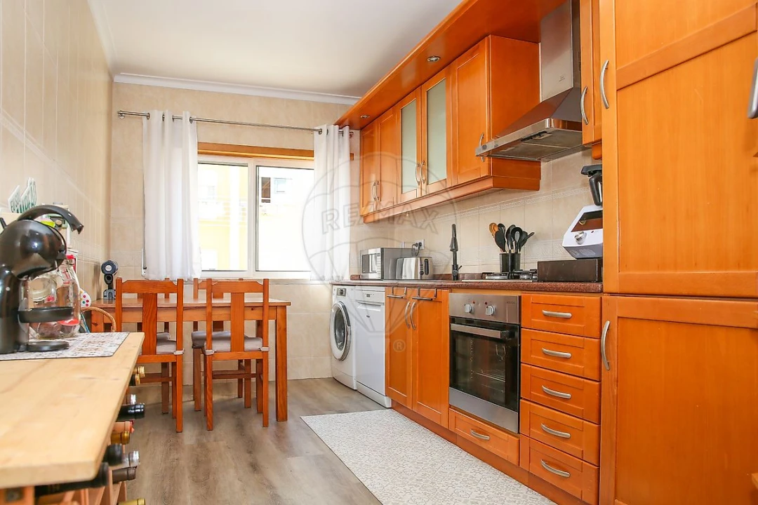 Apartamento T3 para Venda em Carregado e Cadafais Foto 7