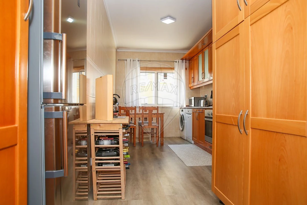 Apartamento T3 para Venda em Carregado e Cadafais Foto 6