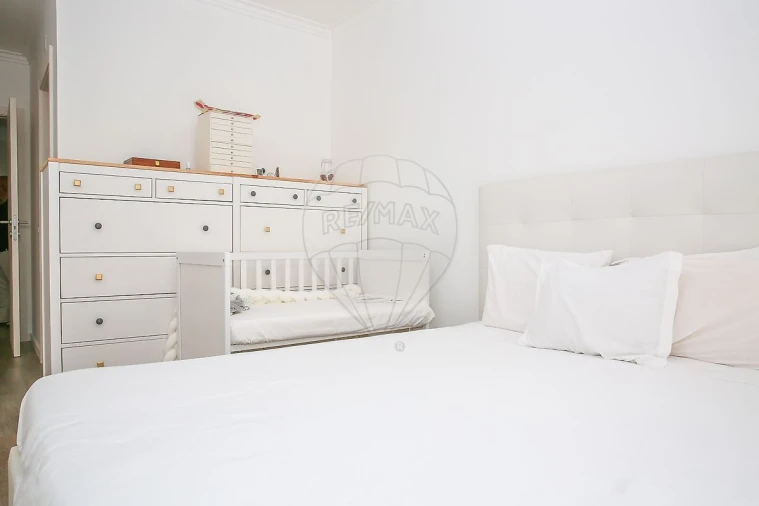 Apartamento T3 para Venda em Carregado e Cadafais Foto 18
