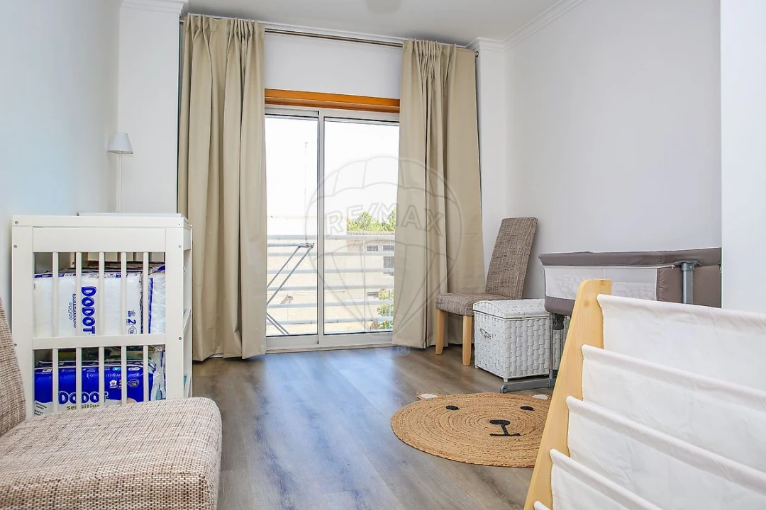 Apartamento T3 para Venda em Carregado e Cadafais Foto 23