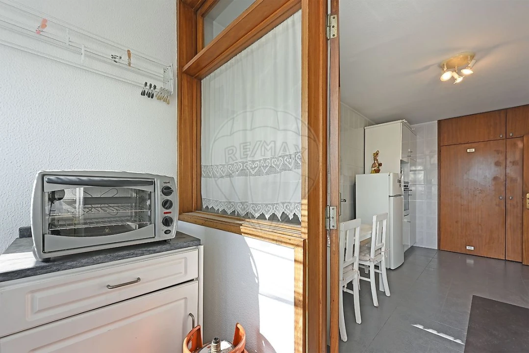 Apartamento T3 para Arrendamento em Ramalde Foto 3