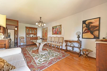 Apartamento T3 para Arrendamento em Ramalde