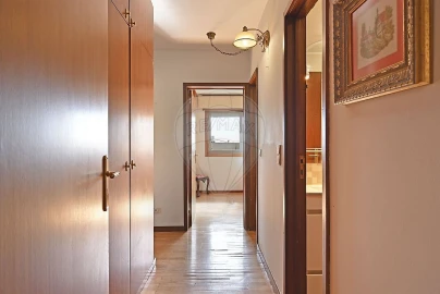 Apartamento T3 para Arrendamento em Ramalde