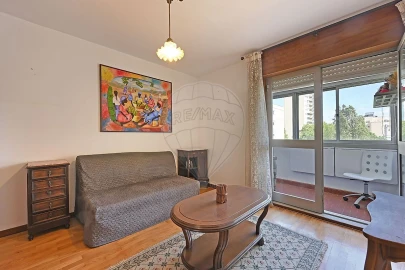 Apartamento T3 para Arrendamento em Ramalde