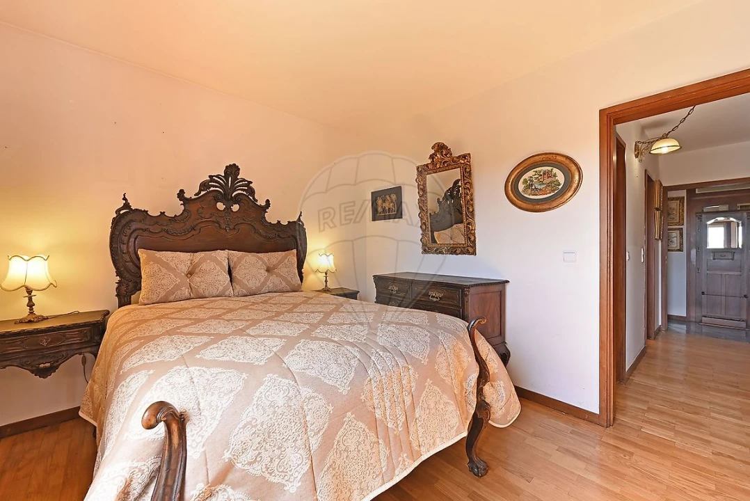Apartamento T3 para Arrendamento em Ramalde Foto 22
