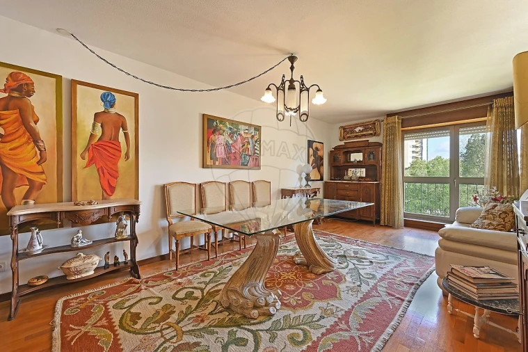 Apartamento T3 para Arrendamento em Ramalde Foto 12