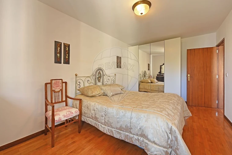 Apartamento T3 para Arrendamento em Ramalde Foto 18