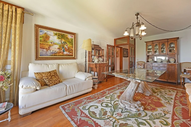 Apartamento T3 para Arrendamento em Ramalde Foto 10