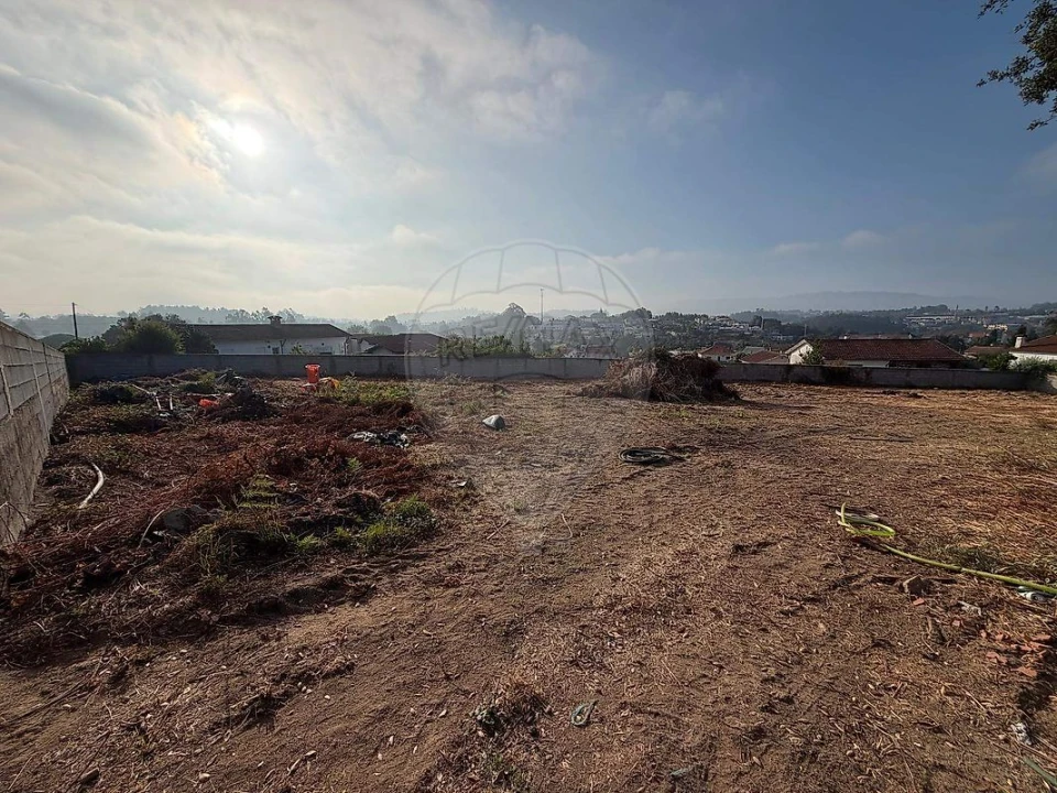 Terreno para Venda em Avidos e Lagoa Foto 14