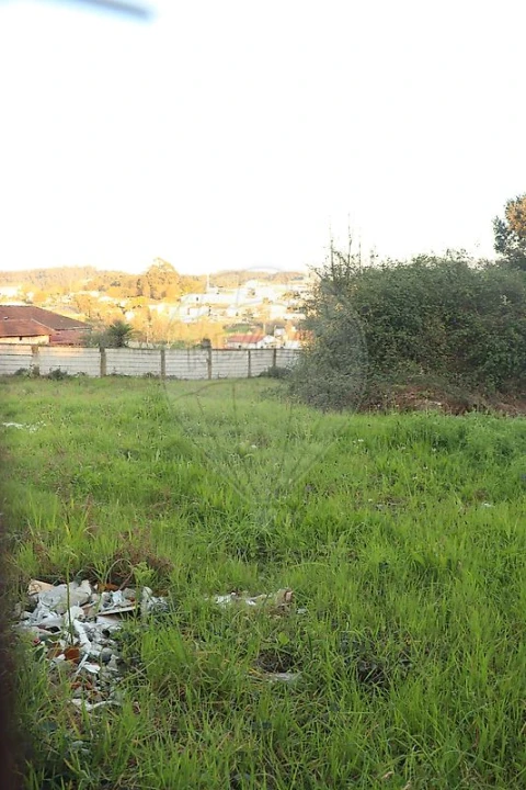 Terreno para Venda em Avidos e Lagoa